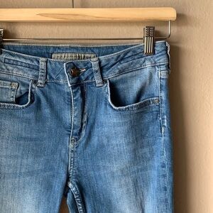 SILVIAN HEACH Ripped Distressed Slim Leg Jeans